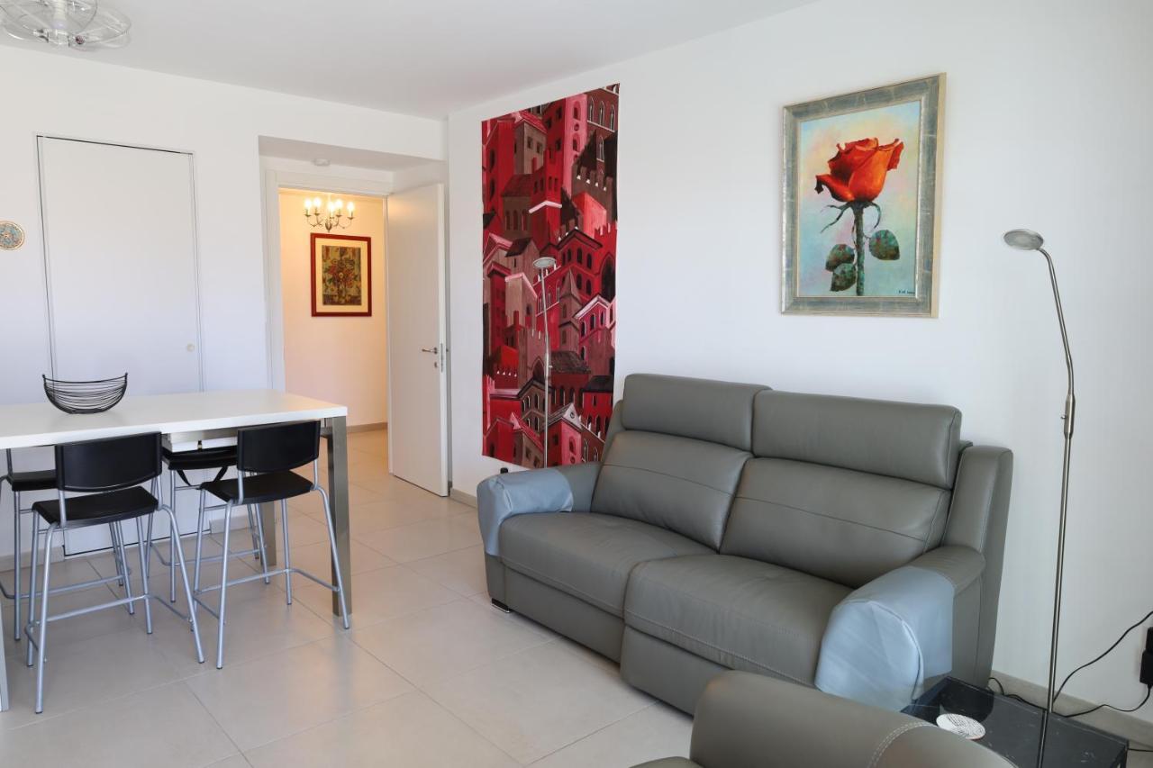 Barbara'S Apartment Carry Le Rouet Luaran gambar