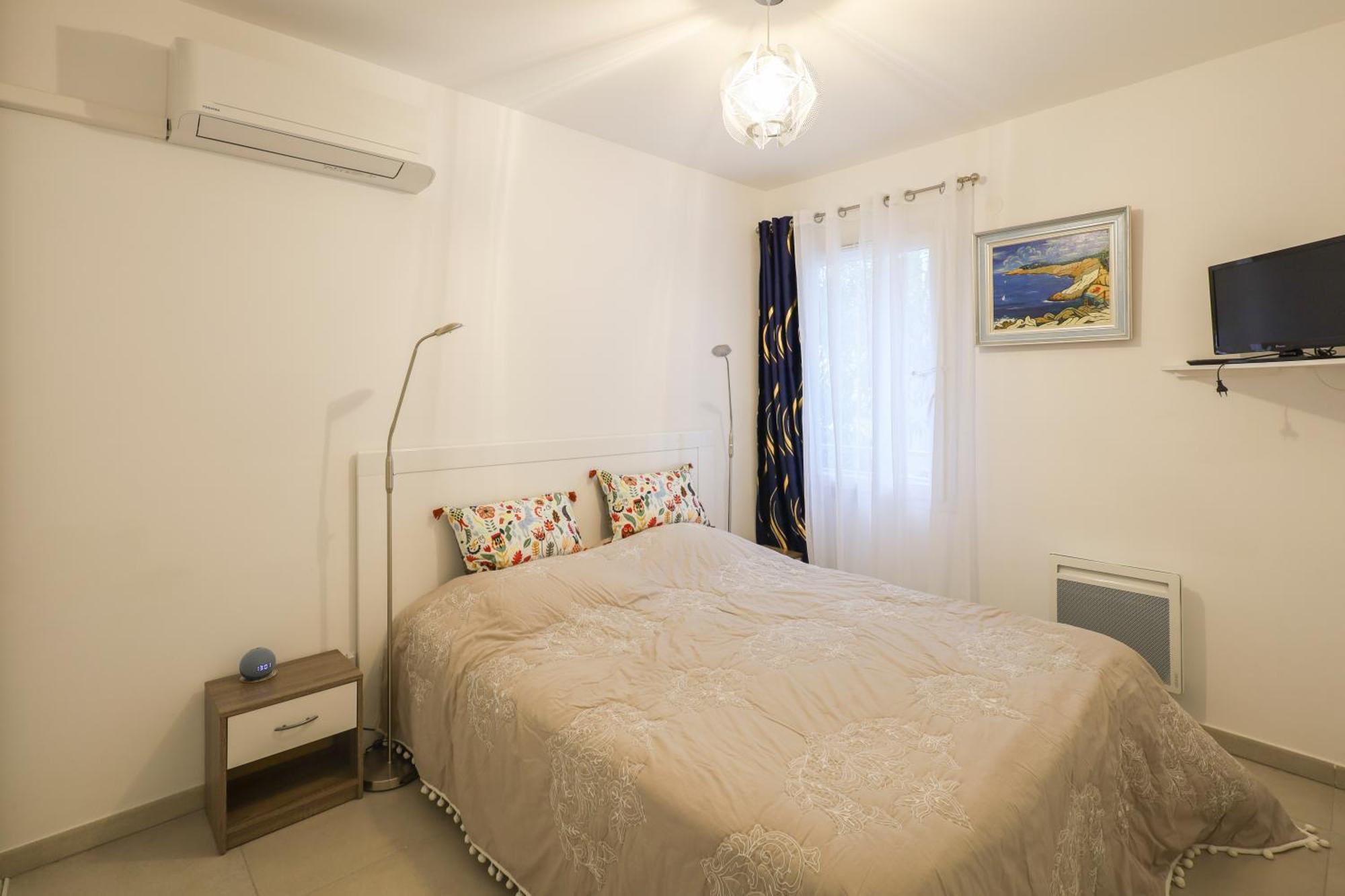 Barbara'S Apartment Carry Le Rouet Luaran gambar